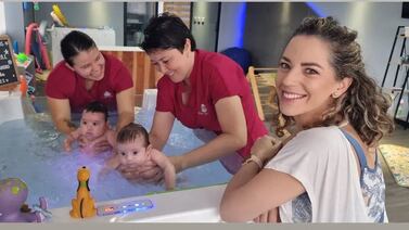 Vea a los hijos de Lussania Víquez puro la Sirenita