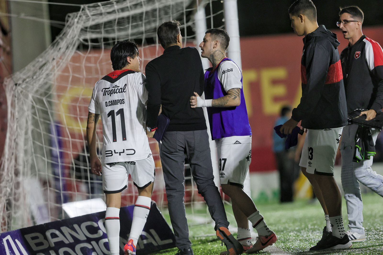 Altercado con encargado de prensa de Alajuelense