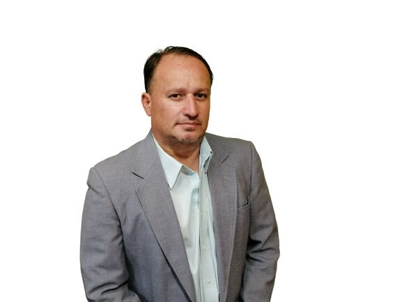 El alcalde de Liberia, Luis Castañeda (conocido como Pipo Castañeda), terminó en tremendo pleito con el periodista y director del Canal 5 de Guanacaste, Edward Alfaro.