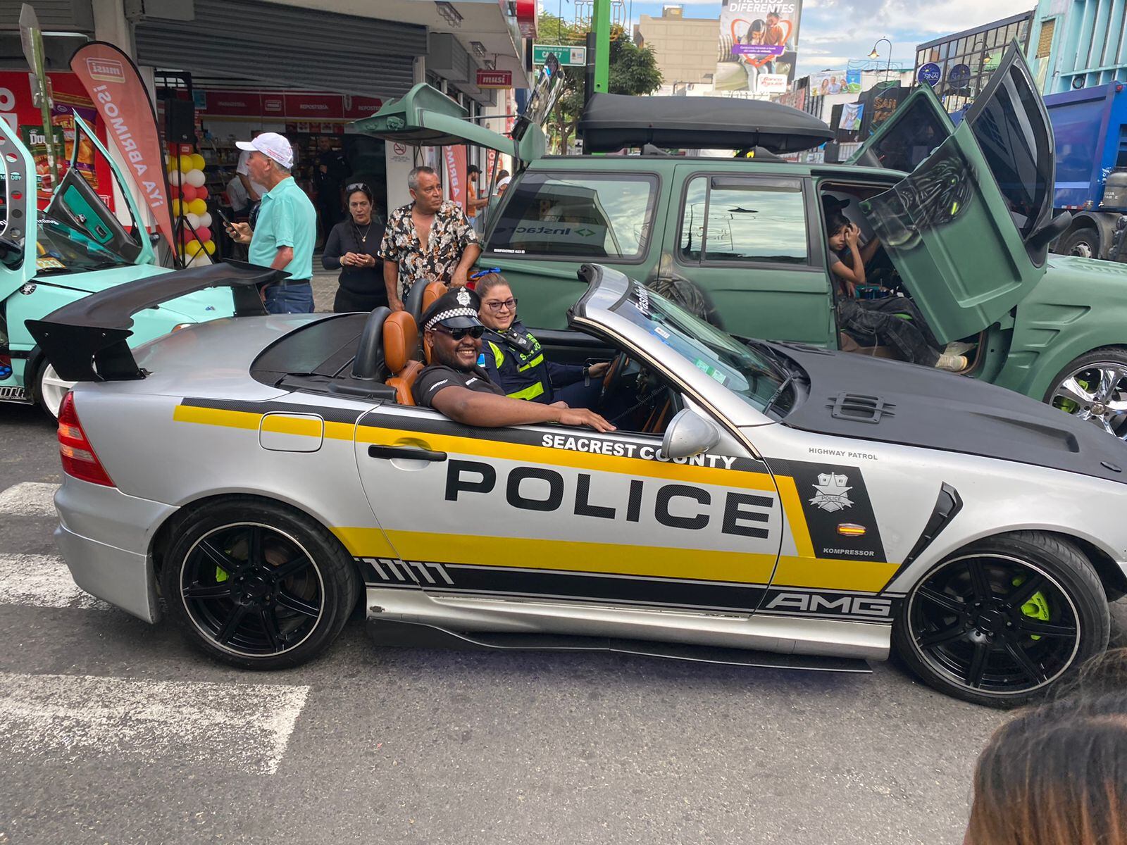 Mercedes Benz SLK, año 1999, Jonathan Solano, chuzo