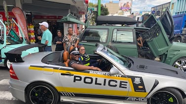 El carro policía que causa delirio en las exhibiciones