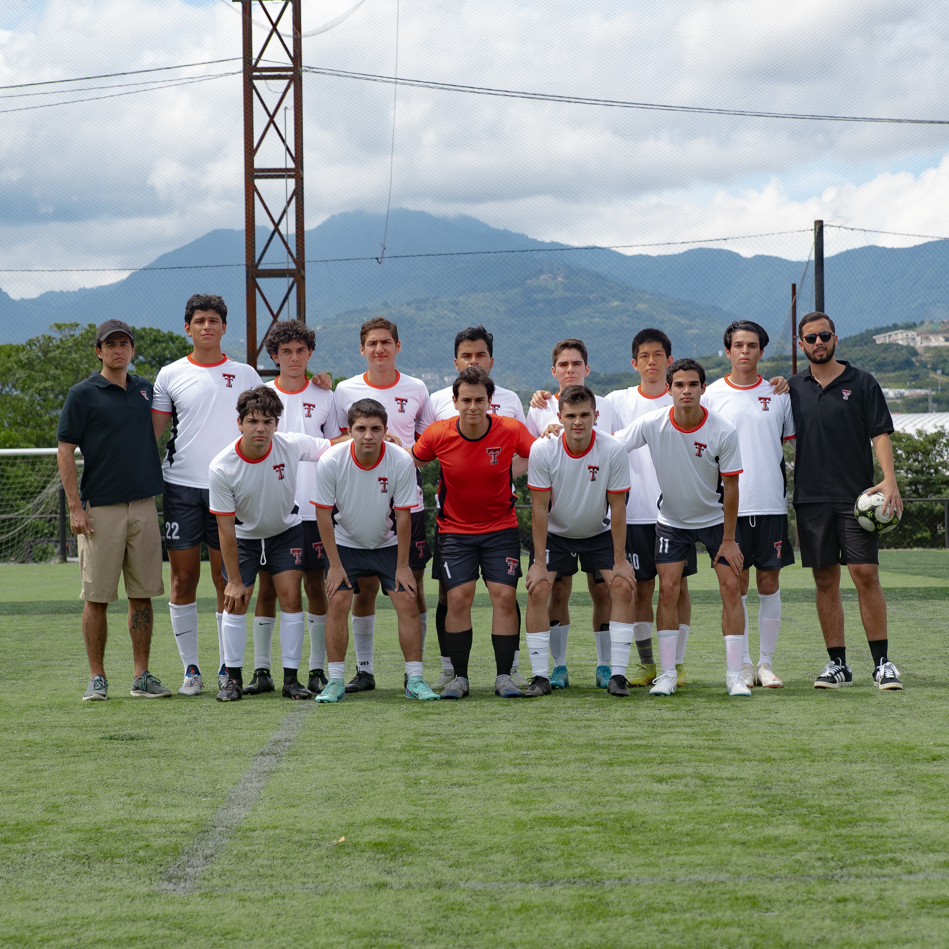 Uniliga: Texas Tech University demostró que viene con todo tras ganar 8-4.