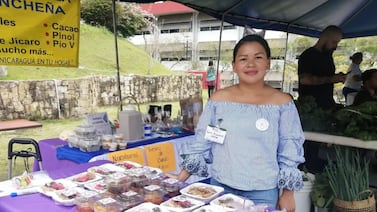 Nicaragüense que aprendió a hacer cajetas viendo videos de YouTube ahora tiene un negocio y va por más