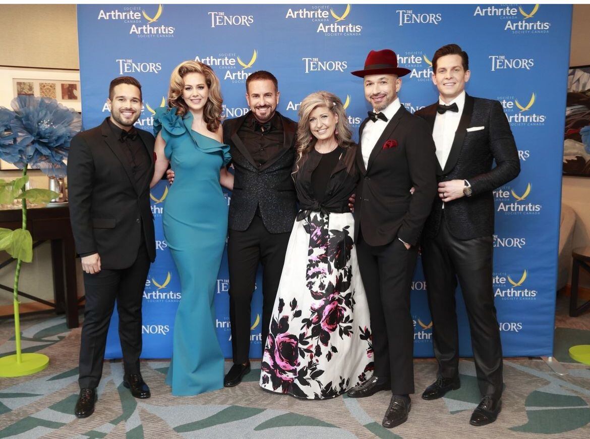 Eduardo Aguirre junto a The Tenors en Canadá