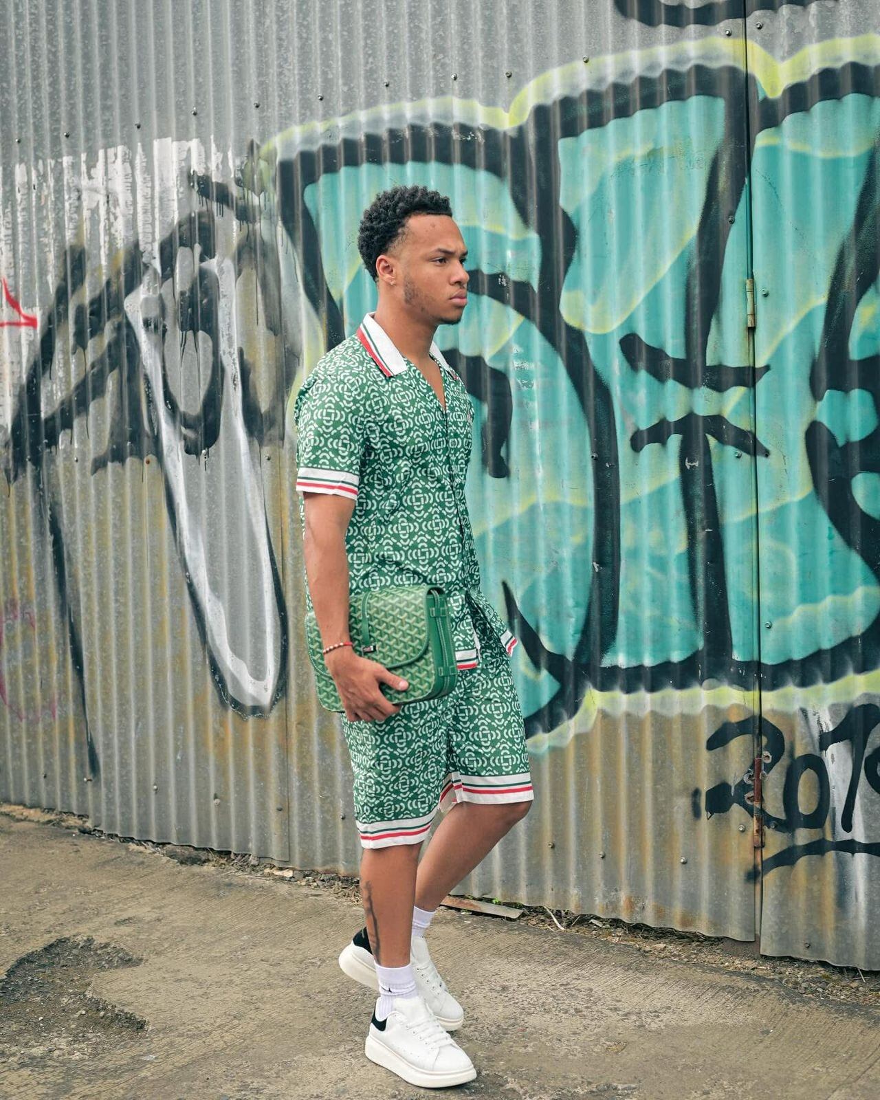 Reydrian Wright, mejor conocido como El Broki CR, creador de contenido.