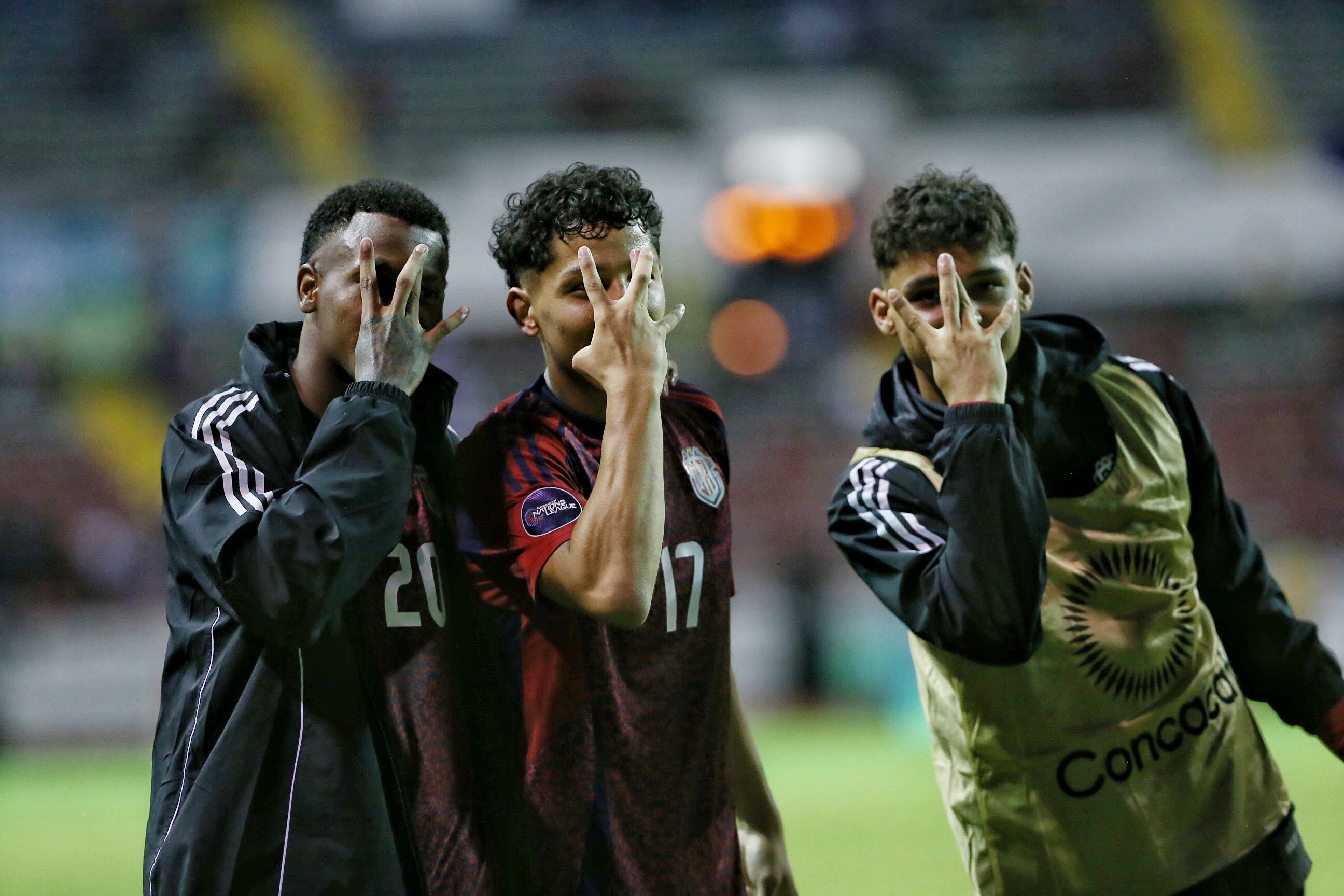 05/09/2024/ Juego entre la selección nacional de Costa Rica vs Guadalupe por la Nations League 2024 de CONCACAF en el estadio Nacional / Foto John Durán