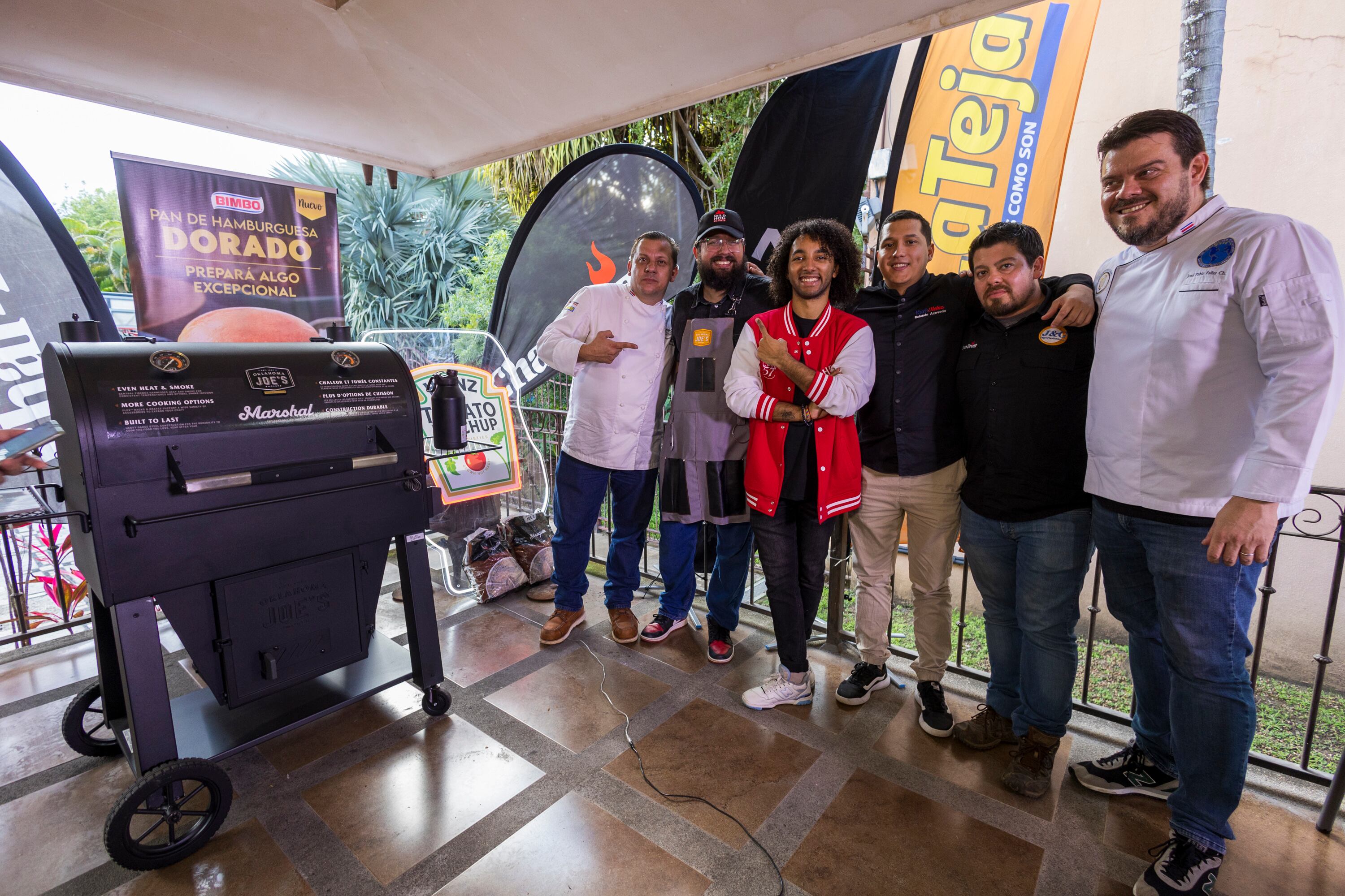 24/10/2024, San José, Santa Ana, grabación del Reality Show de La Teja, que se llama Guerra de Hamburguesas.