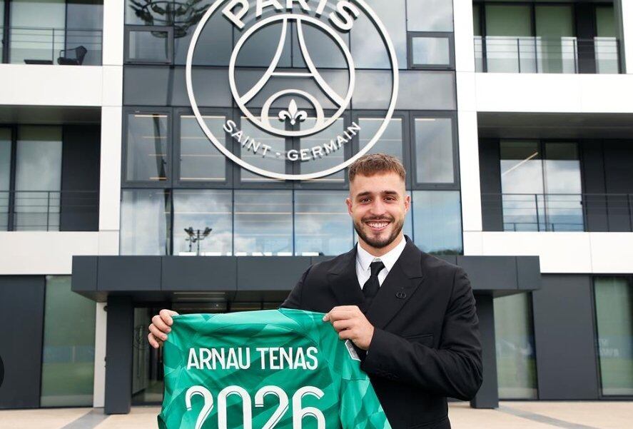 Arnau Tenas dejaría de ser portero del PSG por culpa de Keylor Navas