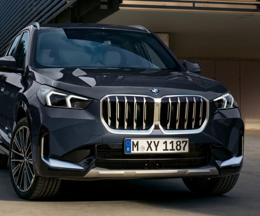 Mayuli Ortega anda en un carro BMW X1 2026