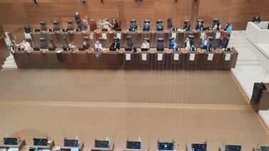 “Chuchinga” y “vieja bruja”, así fue el fuerte pleito que se dio entre dos diputados