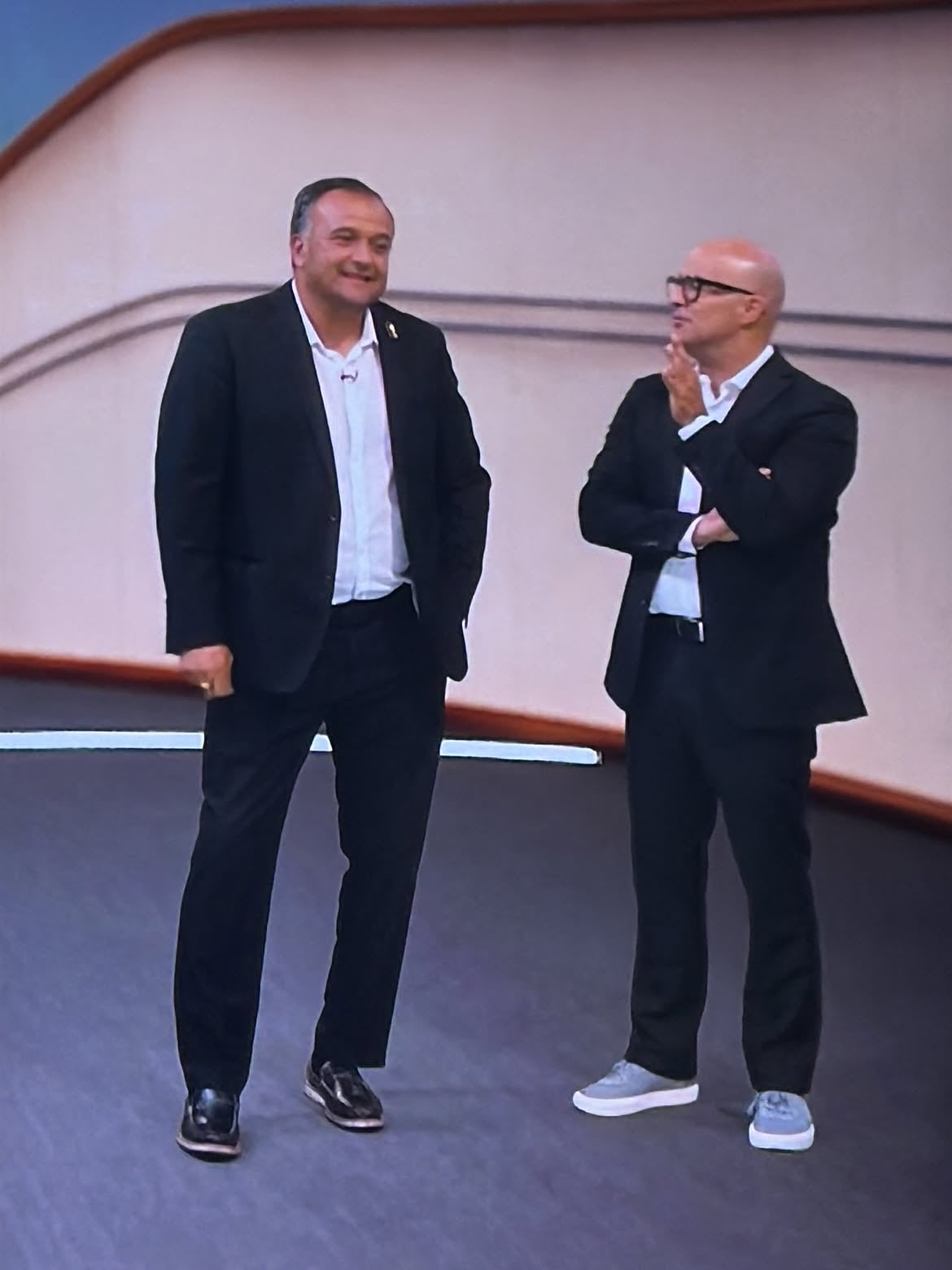 Jorge Martínez en la Revista Mundial de Teletica