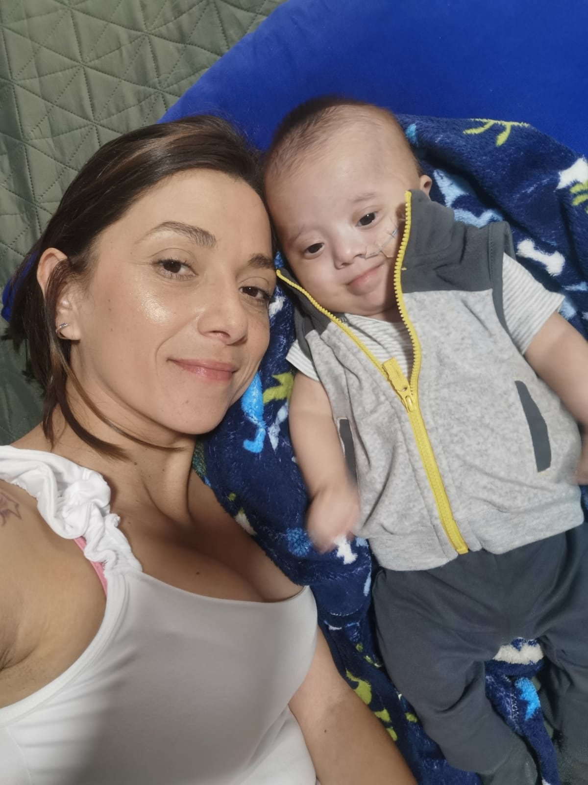 Saúl Arley lucha por su vida de la mano de sus papás