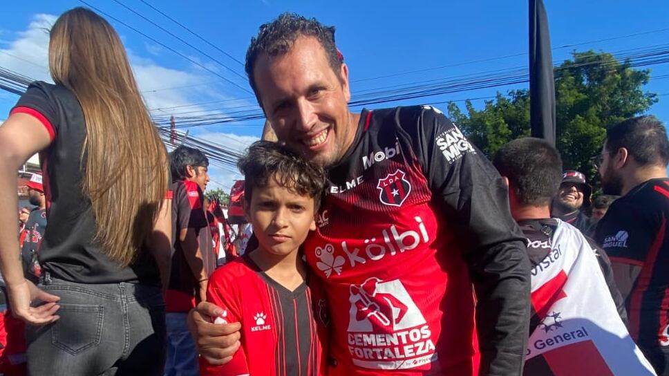 Steven Godoy Porras  aficionado agredido Cortesía para el medio La Teja.