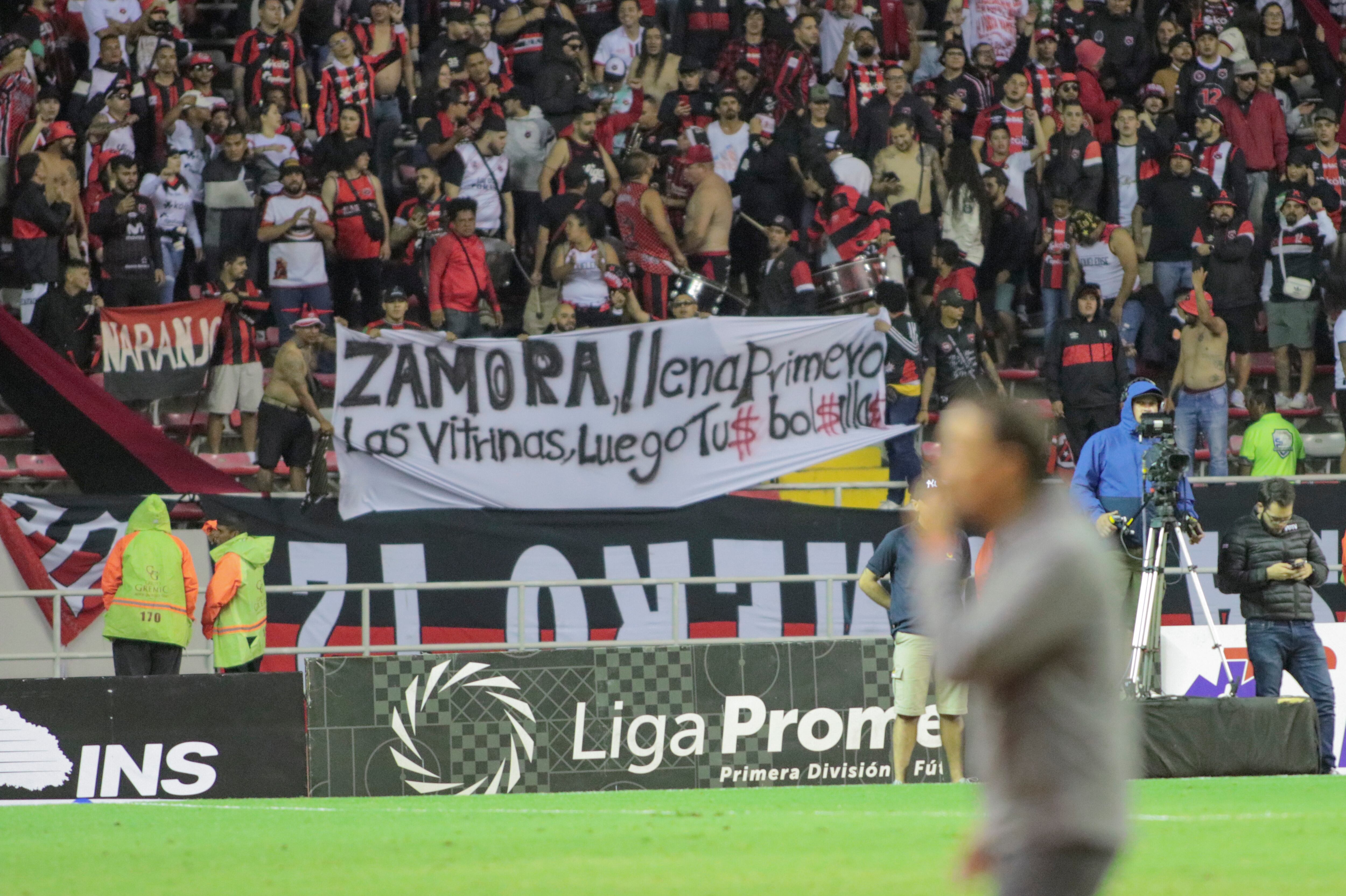 02-02-2025 Estadio Nacional, San José, partido de la jornada 7 del campeonato de primera divisón entre Liga Deportiva Alajuelense y Club Sport Cartaginés. 
En la Foto: Diego Campos, Luis Flores
Jonathan Jiménez Flores para Grupo Nación