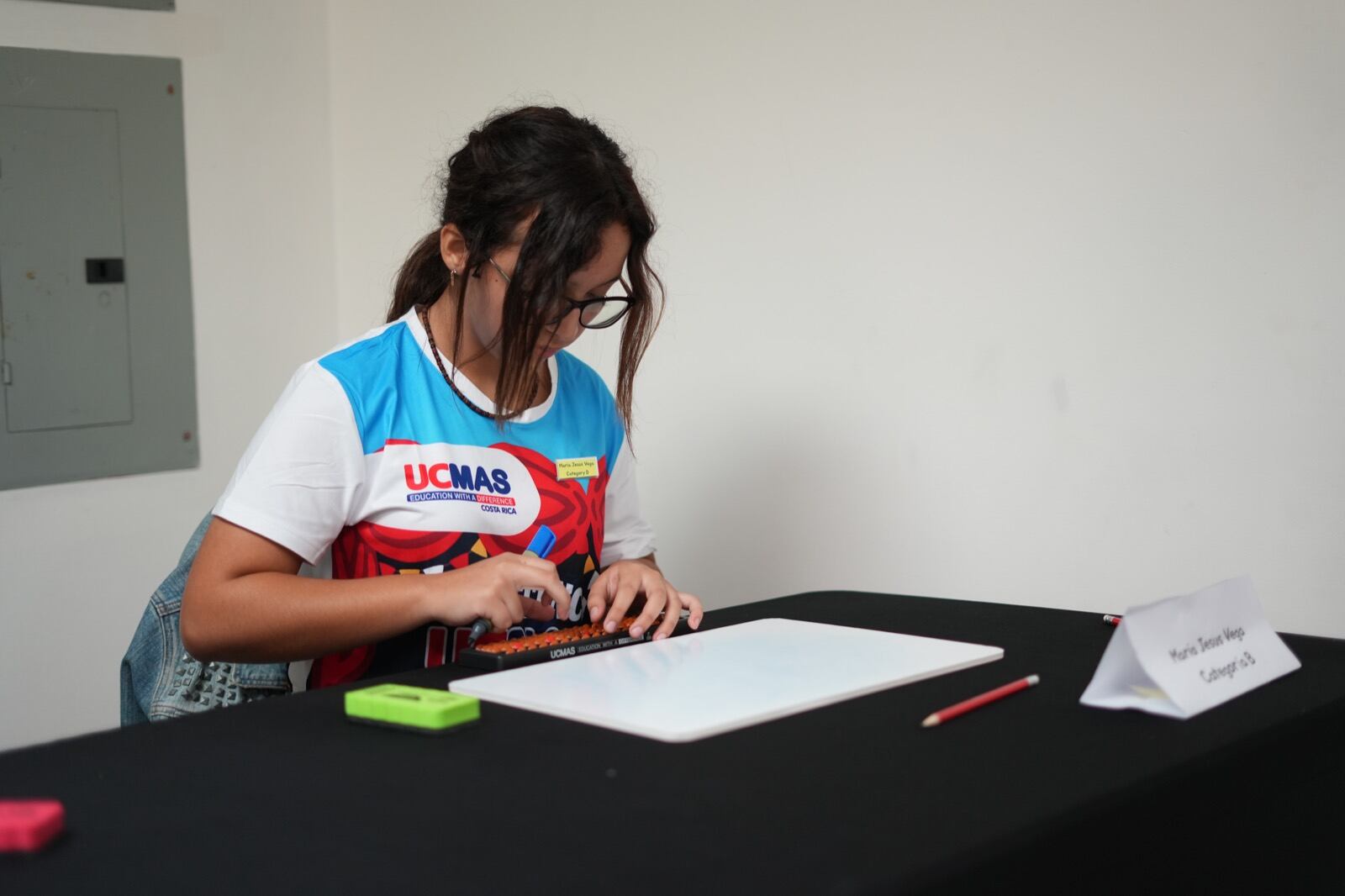 5 ticos viajarán a finales de noviembre a Malasia para representar a Costa Rica en una competencia que se realizará de aritmética mental.