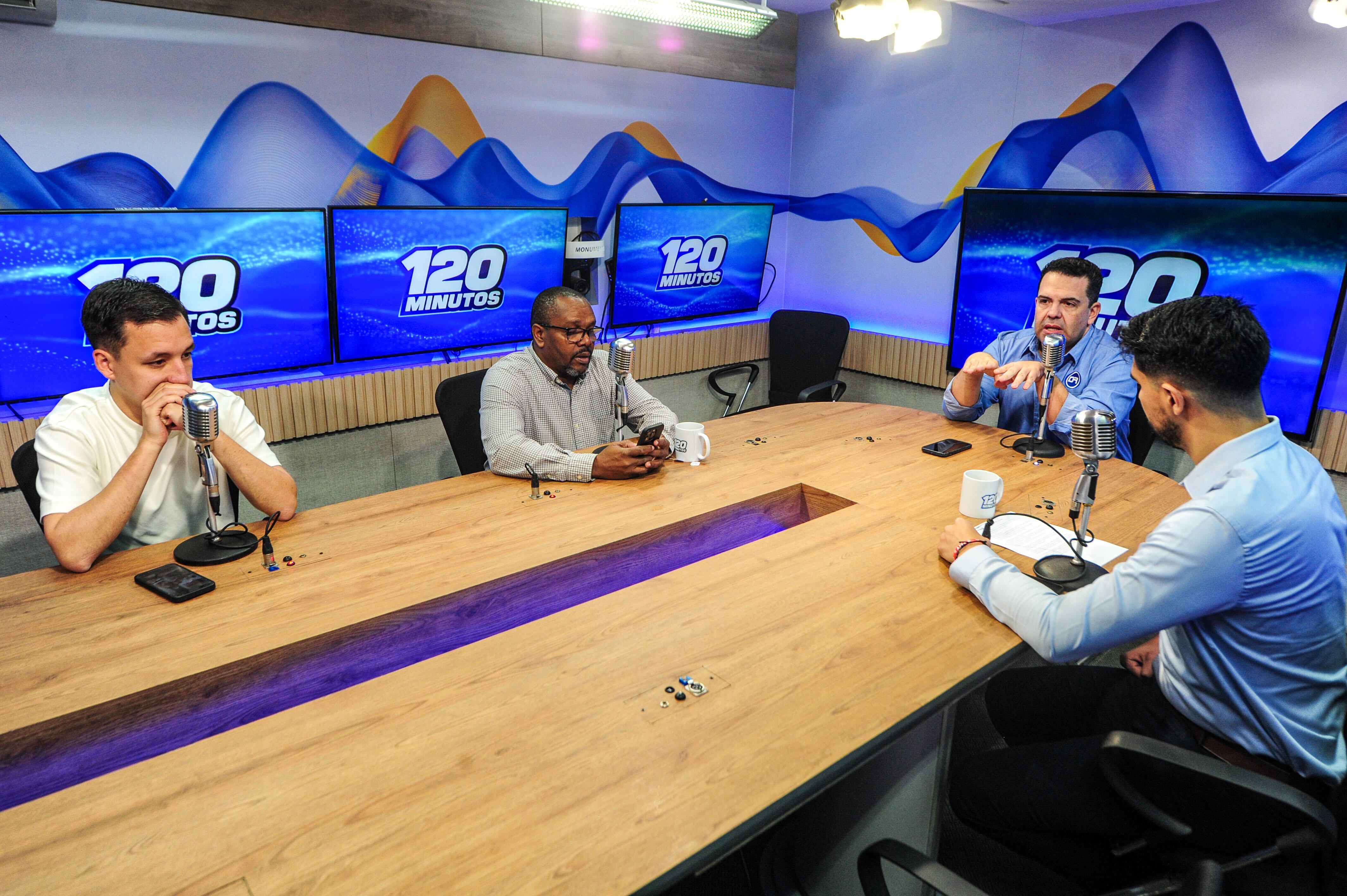 Programa deportivo 120 Minutos Repretel.