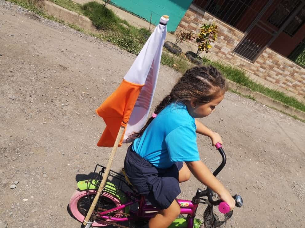 Eva Chaves, pequeña aficionada al Puntarenas FC. Cortesía.