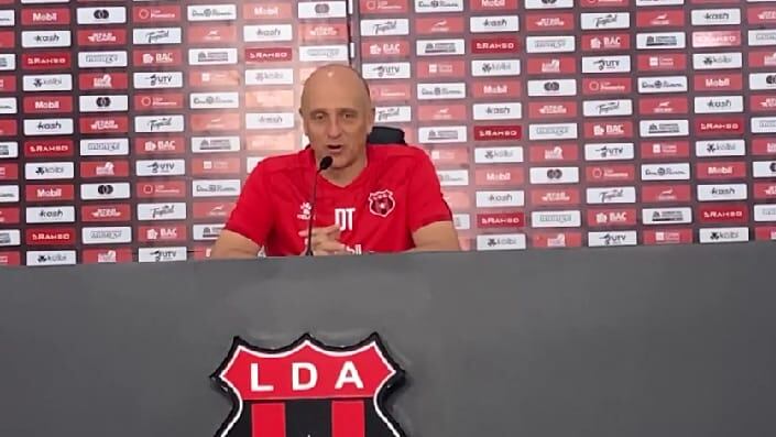 Fabián Coito, técnico de Alajuelense