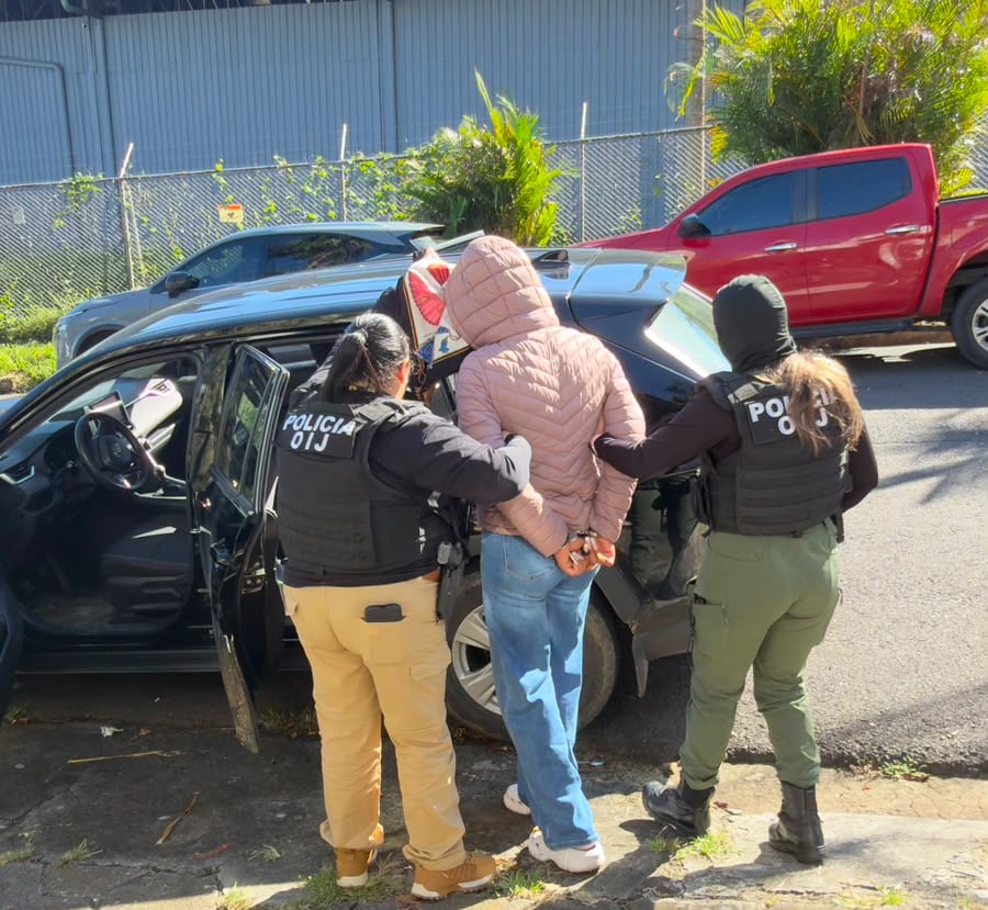 Una mujer fue detenida como sospechosa de explotación sexual contra una menor