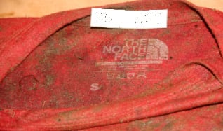 El OIJ compartió estas fotografías para la identificación del cuerpo.