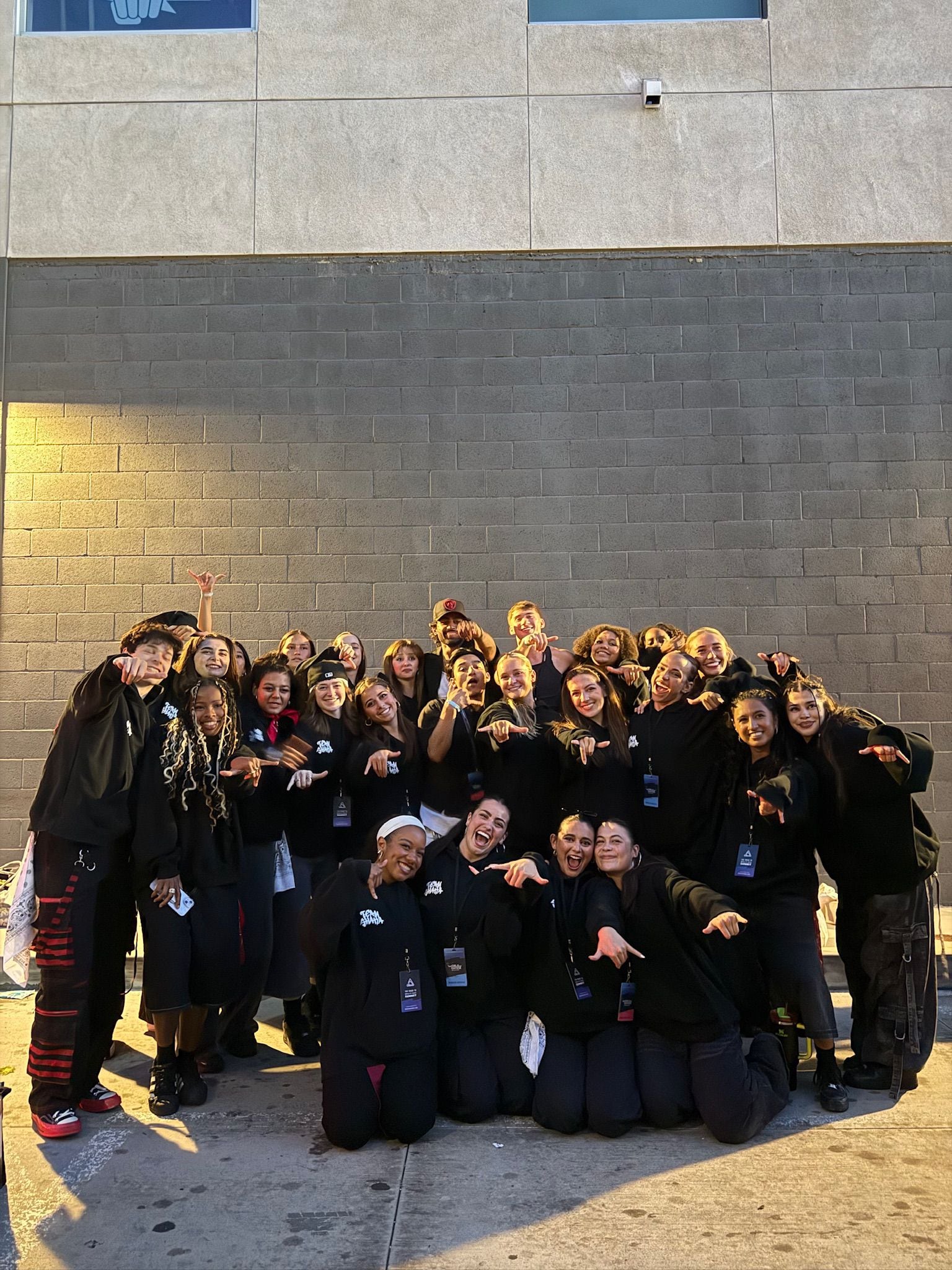 Costarricense pasa de bailar con Justin Bieber en el 2016 a ganar el Mundial de Danza con su equipo universitario este 2026. Jimena Casasola, de Curridabat, lideró histórico triunfo en el World of Dance y se gradúa con honores mientras lucha por su sueño en la élite mundial