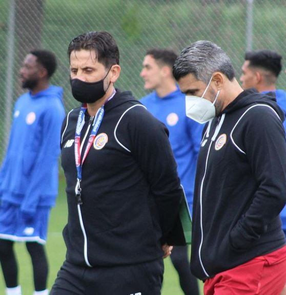 Rónald González, técnico nacional