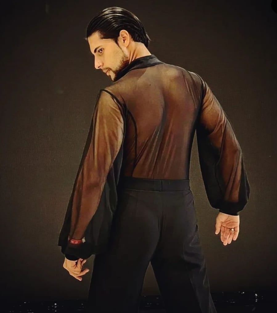 Bailarín y coreógrafo César Abarca Brenes