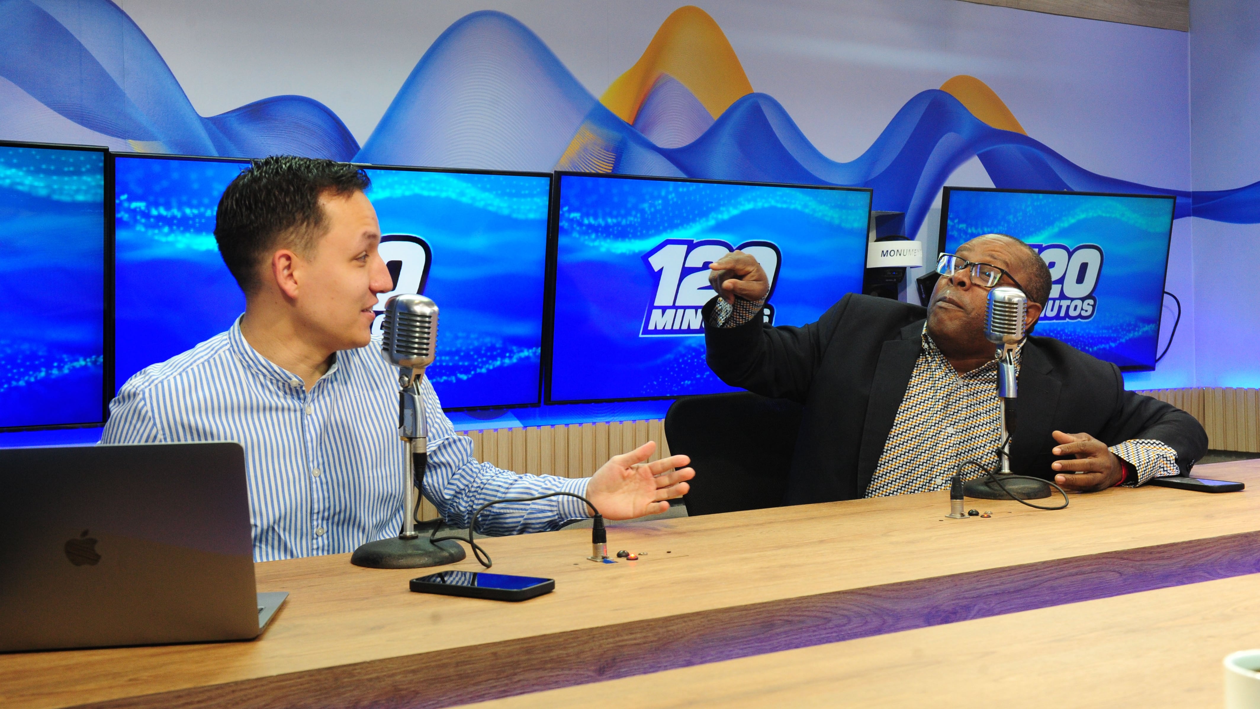 Programa deportivo 120 Minutos Repretel.