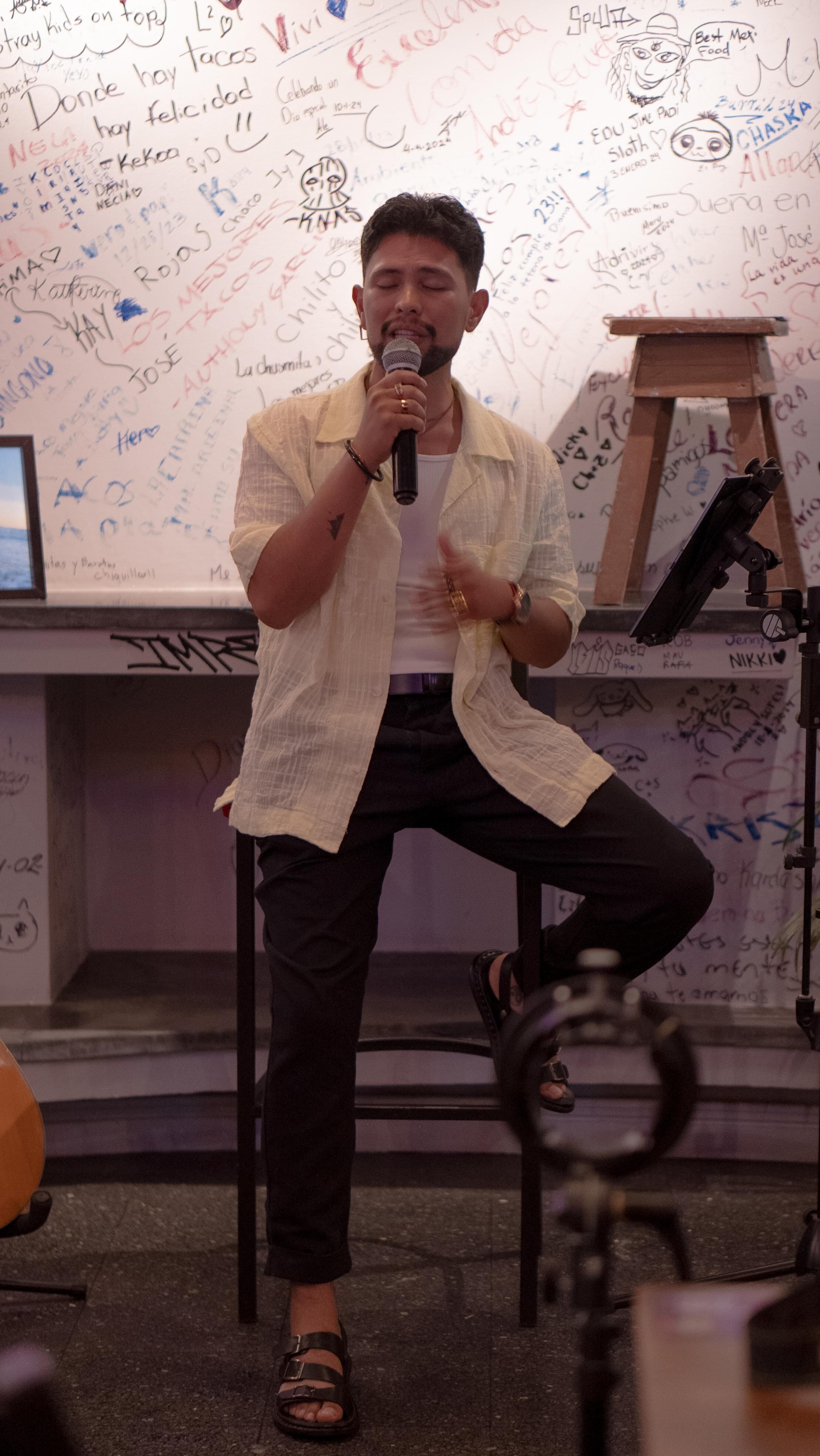 Kei es el nombre artístico del cantante costarricense Kevin Méndez.