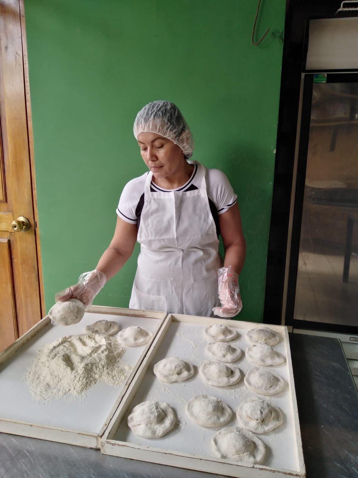 Los pasteles se hacen con la receta original que usaba don Guita. Cortesía.