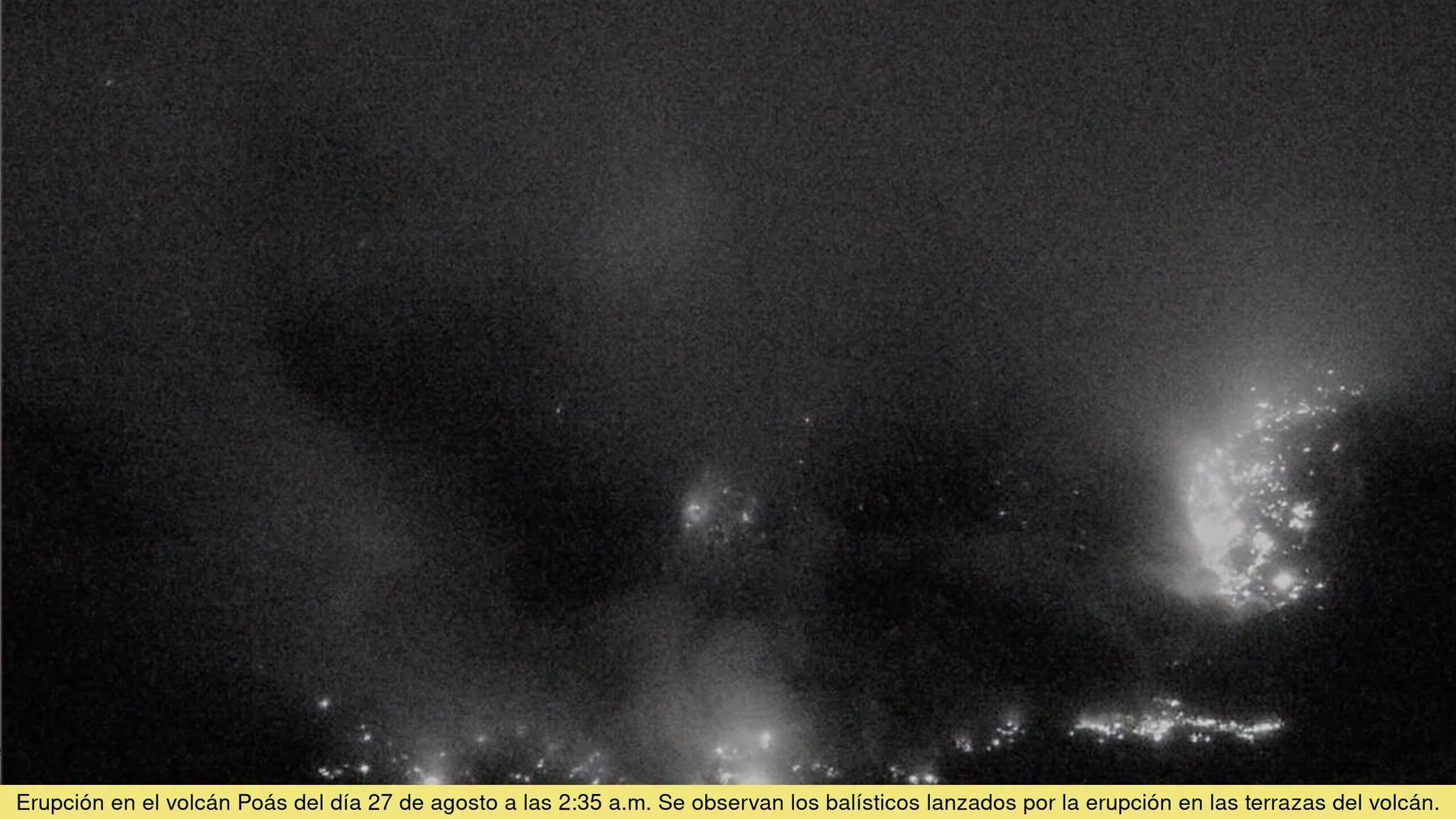 El volcán Poás registró una erupción durante la madrugada del jueves 27 de agosto del 2026, según confirmó el Ovsicori.
