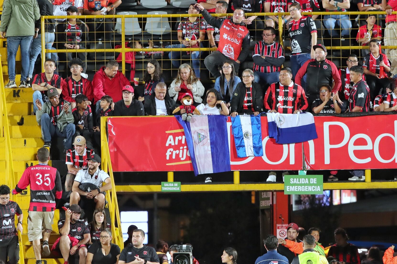 1609/2023/ Juego entre Liga Deportiva Alajuelense vs Puntarenas FC por la jornada 10 del torneo apertura de la Liga Promerica en el estadio Alejandro Morera Soto / foto John Durán