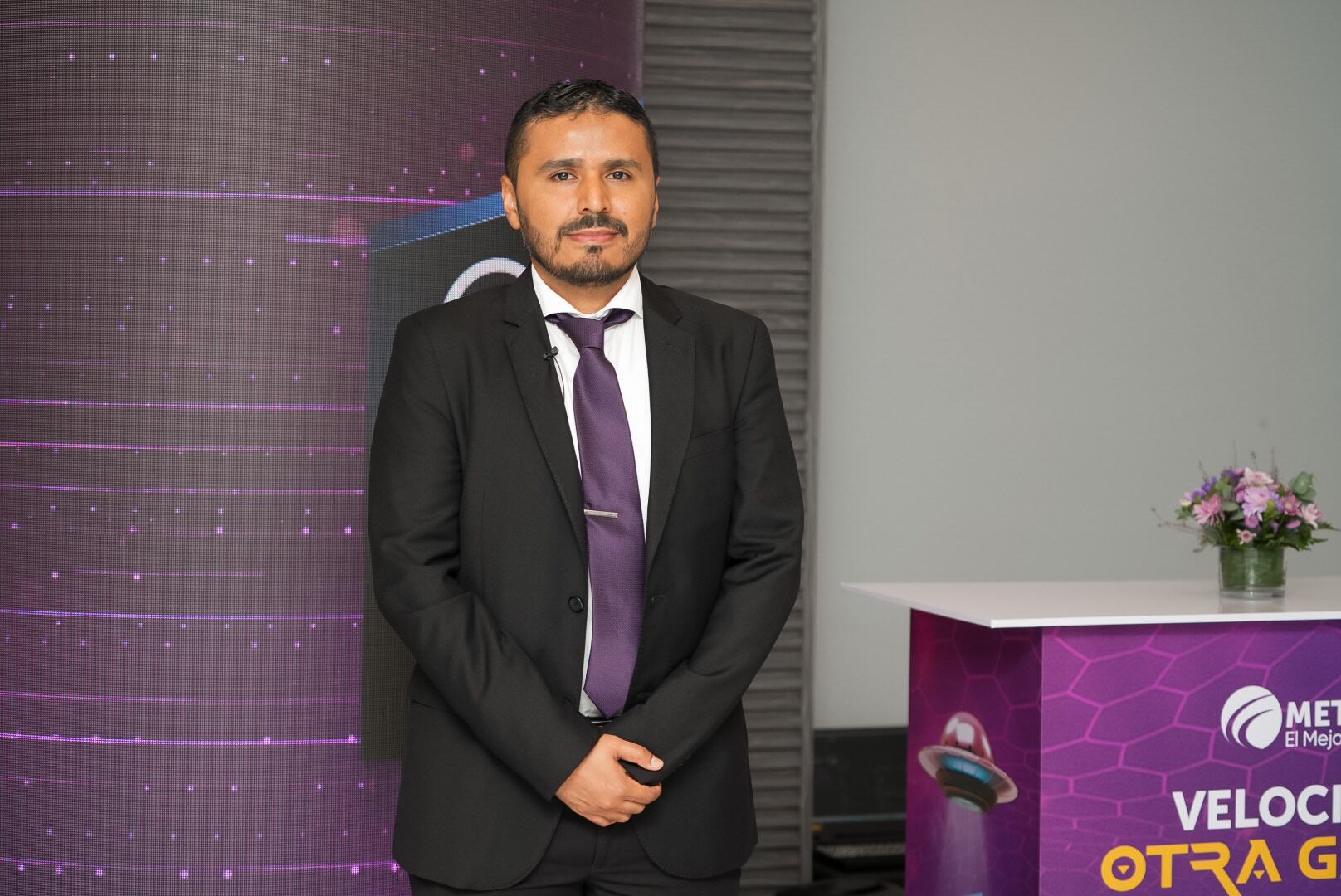 13/08/2025. Conferencia de prensa Metrocom. Hotel Crowne Plaza, Sabana. San José. Fotografía: Lilly Arce.
En la fotografía: Pedro Direne, Luis Albellón, José Mora.