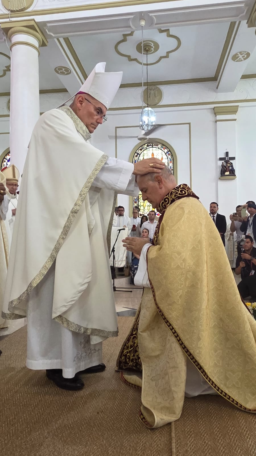 Monseñor Elímar Carvajal fue ordenado obispo de Puntarenas el 6 de agosto del 2026 en la parroquia Espíritu Santo de Esparza
