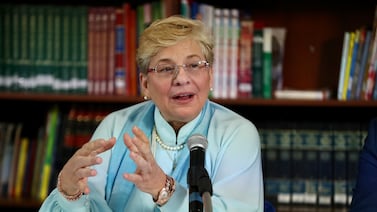 Ministra de Educación ahora ocupa un vergonzoso lugar en la historia del país