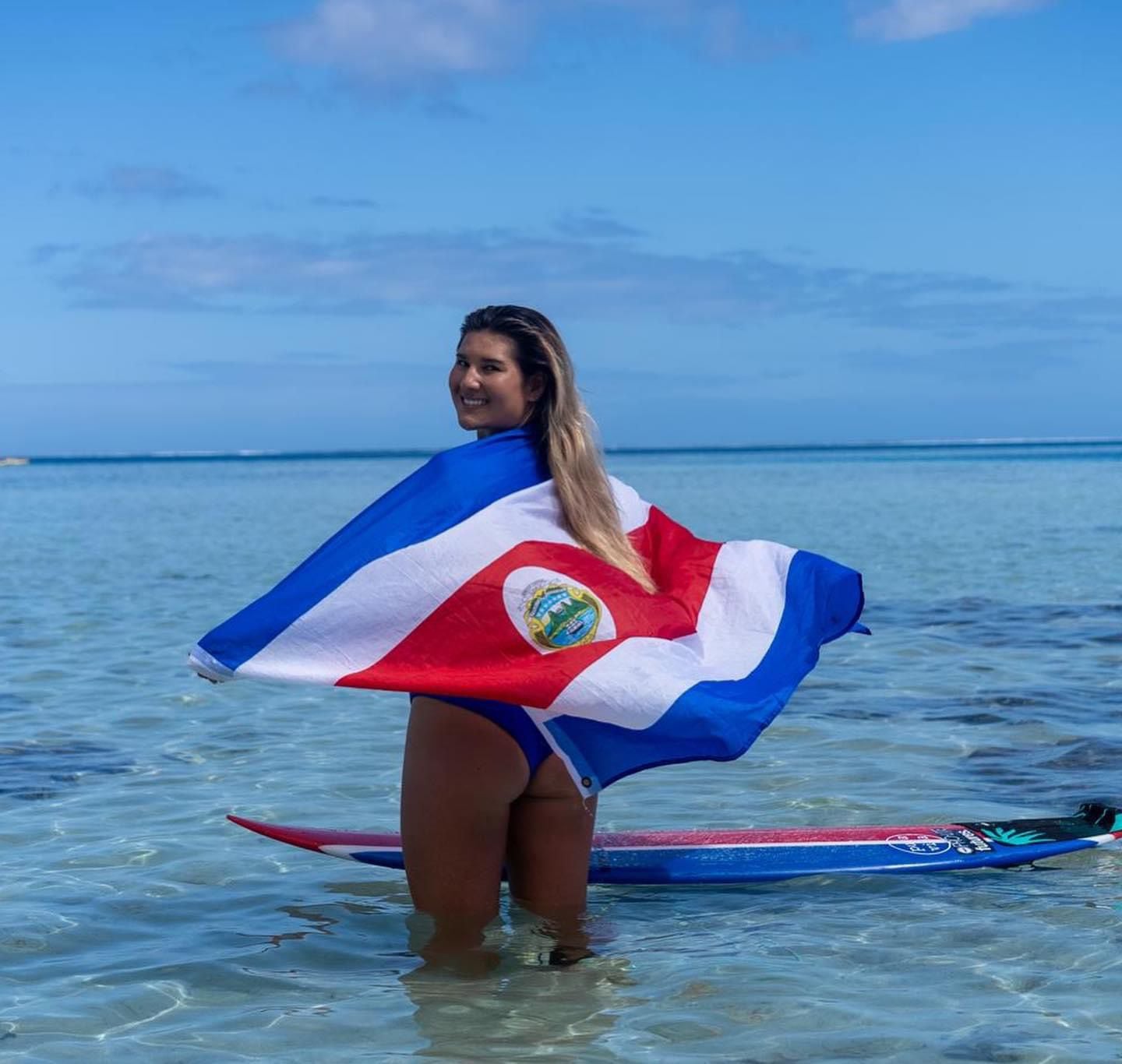 Brisa Hennessy está lista para salir al mar y pelear por la medalla en París 2024. Foto: Cortesía CON
