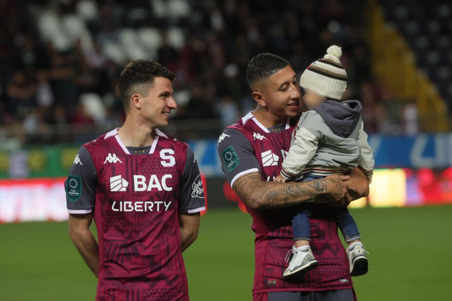 Marvin Loría contó que su hijo Demian lo motivó para regresar a Costa Rica. John Durán.