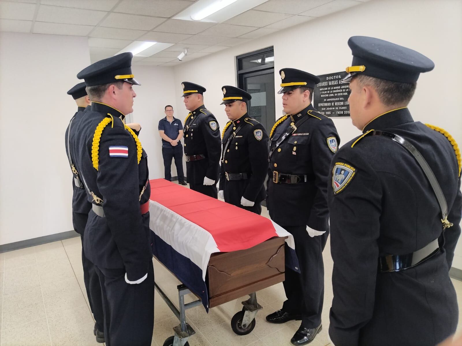 Anthony Abendaño, policía fallecido en Corcovado.