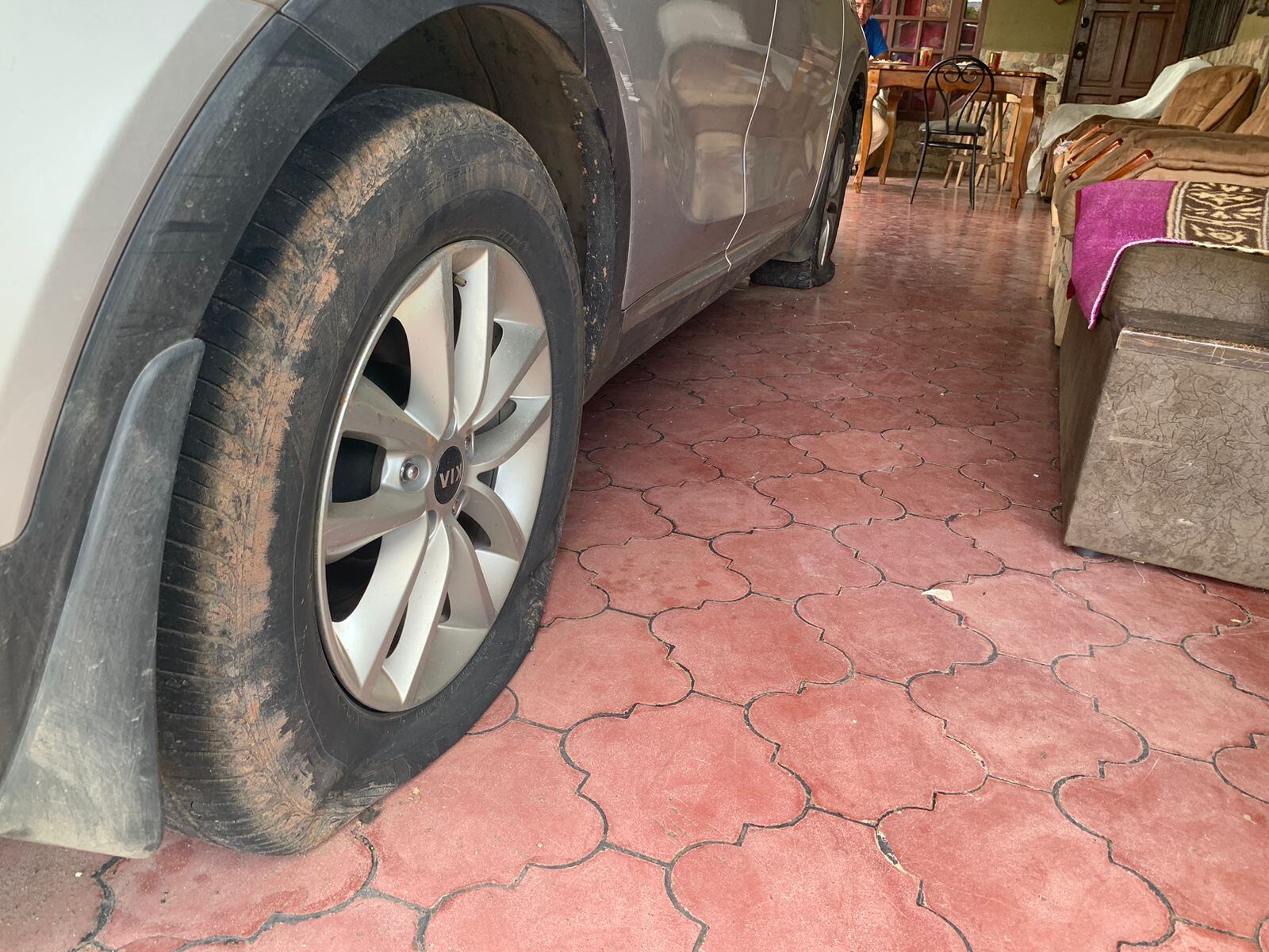 Agarran a balazos casa de alcalde de Esparza. Foto cortesía para La Teja.