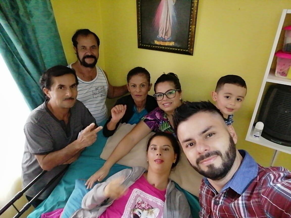 Carolina Ureña, joven que quedó en cama tras choque en Cartago. Foto Keyna Calderón.