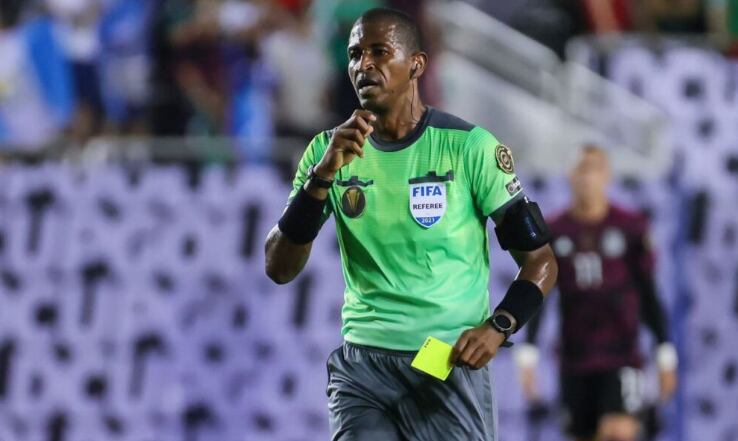 Daneon Estrado Parchment, de Jamaica será el árbitro del juego entre Alajuelense y Los Angeles Football Club. Twitter.