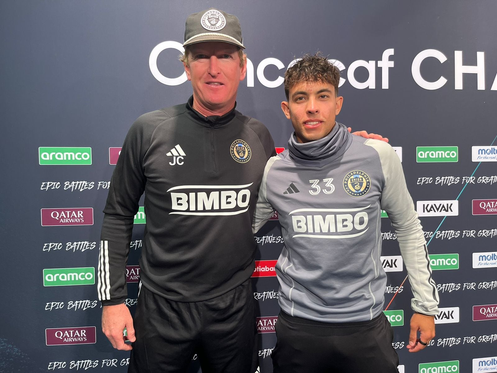 Jim Curtin y Quinn Sullivan, técnico y jugador del Philadelphia Union atendieron a los medios previo al partido ante el Saprissa. Foto: Javier Carvajal