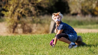 Trabajadora de una cafetería terminó pidiendo ayuda por cliente therian que quería “marcar territorio”