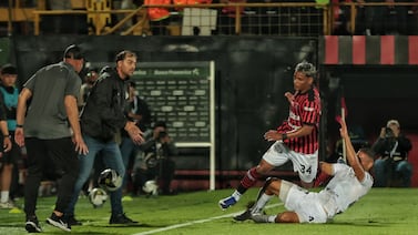 Andrés Carevic volvió al Morera Soto para darle un golpe al corazón del liguismo