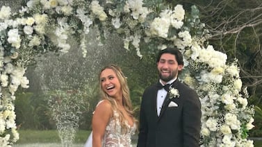 Vea algunas fotos y videos del hermoso matrimonio de Aarón Salazar, jugador de Alajuelense