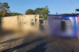 Esto hacían los dos trabajadores antes de morir aplastados por un tráiler en Limón 2000