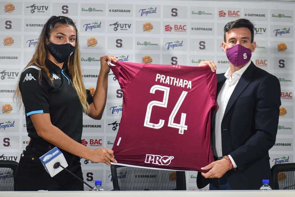 Nuevas jugadoras de Saprissa. Prensa Saprissa.