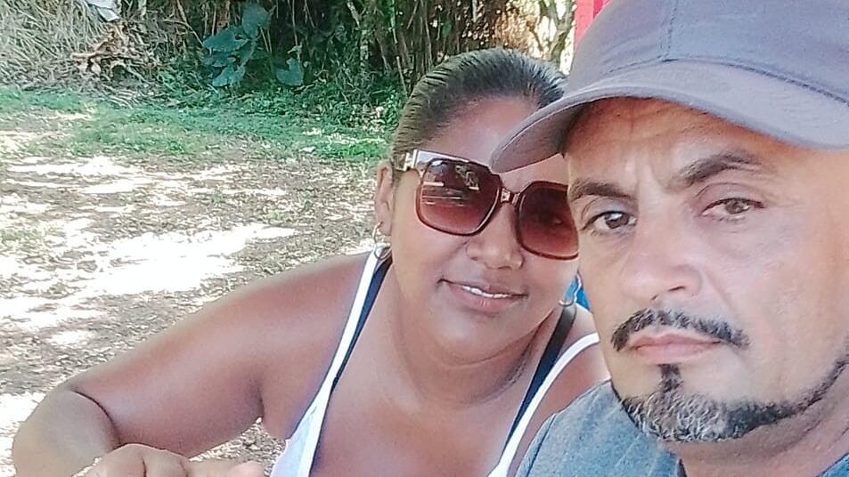 Marilyn Toruño Baltodano, de 36 años y Omar Kraudy Zelaya, de 40 años, murieron en un fatal accidente de tránsito. Foto: Tomada de FB