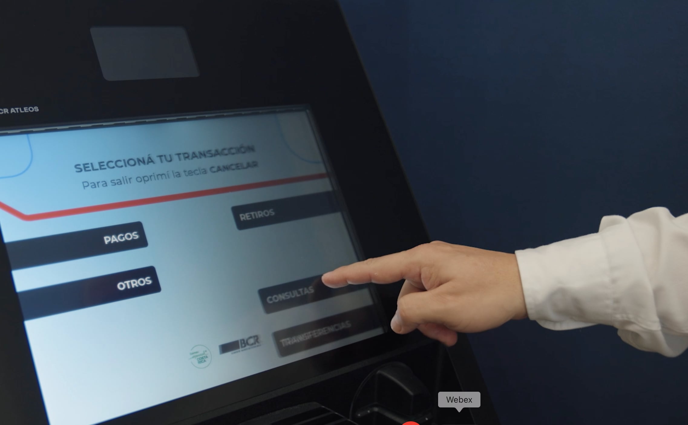BCR actualiza sus cajeros automáticos