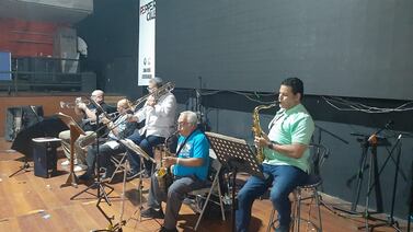 Miembros de Los Brillanticos prometen hacerle pasar una noche de sábado inolvidable